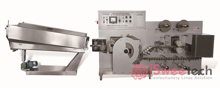 Flat lollipop forming and sandwich wrapping machine